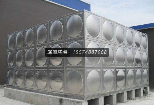 <a href=http://www.erwz.cn/ target=_blank class=infotextkey>不銹鋼水箱</a>的優勢