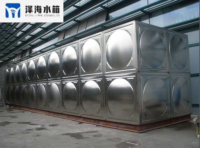 不銹鋼水箱廠家在裝置不銹鋼水箱時需要考慮哪些問題？